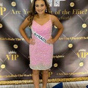 Size 6 pink cocktail. Ashley Lauren